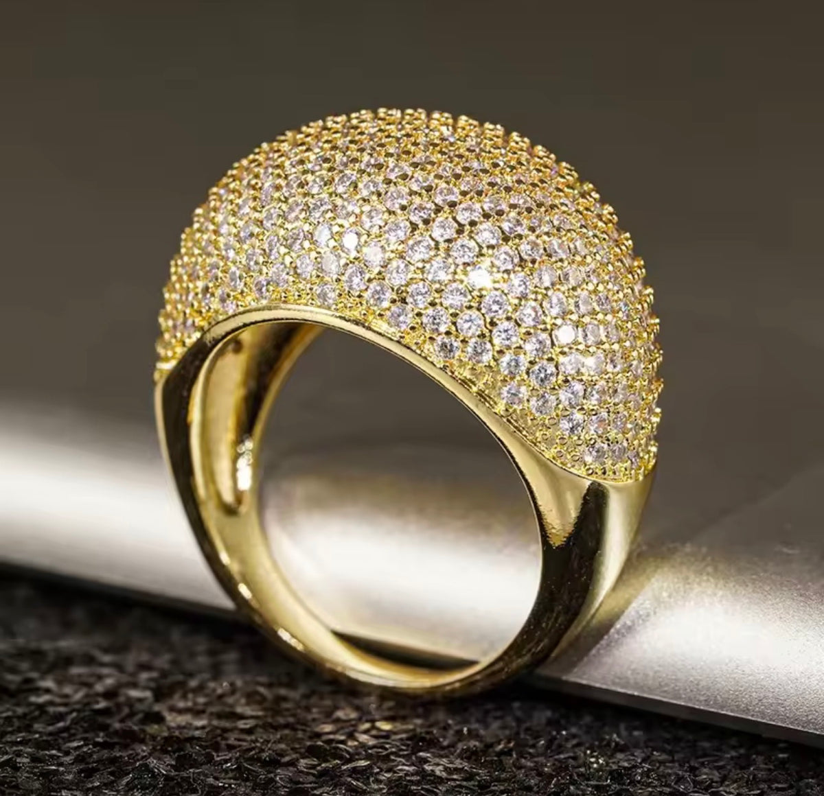 Statement Crystal Ring – 18K Gold Plated