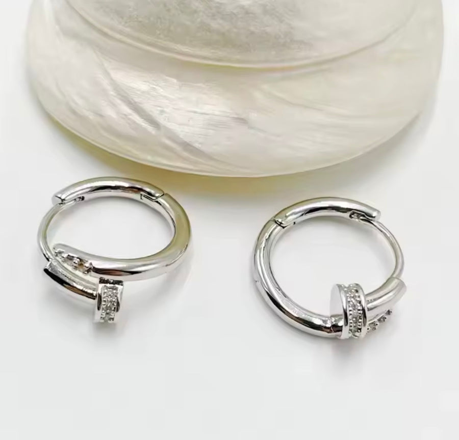 Stainless Steel Nail Design Hoop Earrings with Stones – Gold & Silver