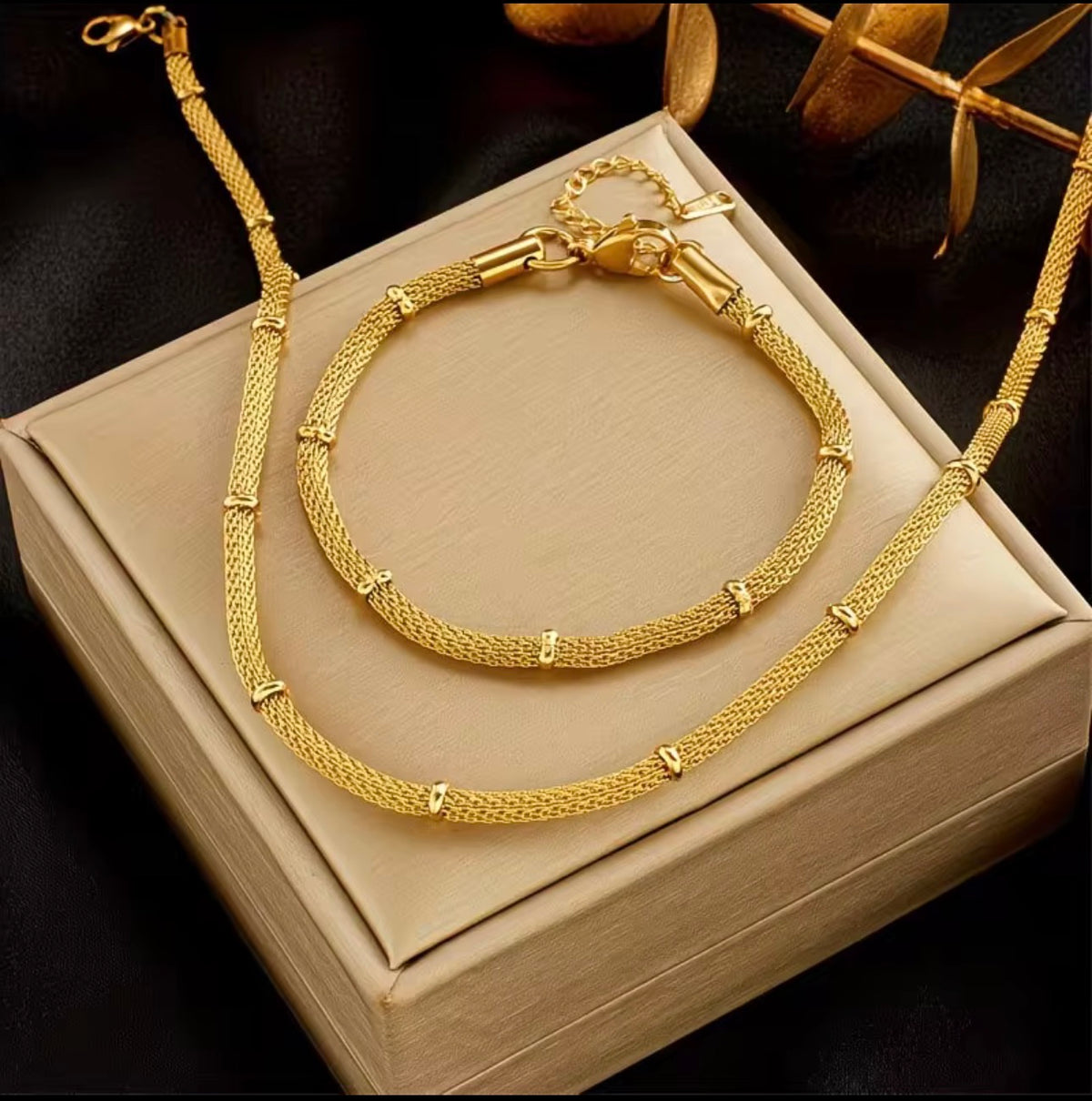 Elegant Mesh Chain Necklace & Bracelet Set   Stainless Steel
