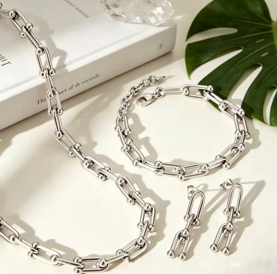 Stainless Steel U-Link Jewelry Set – Necklace, Bracelet & Earrings