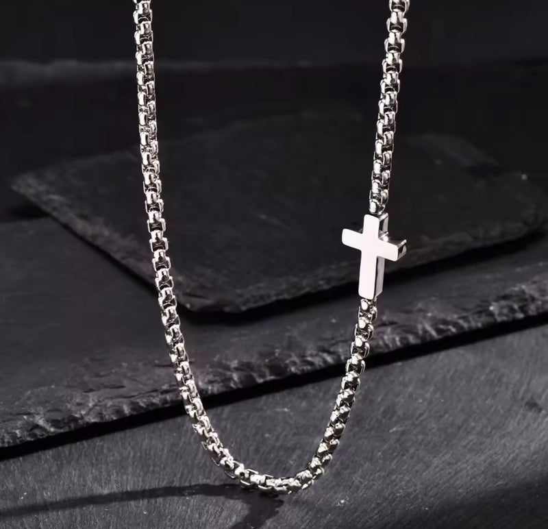 Men’s Stainless Steel Side Cross Chain Necklace – Gold or Silver