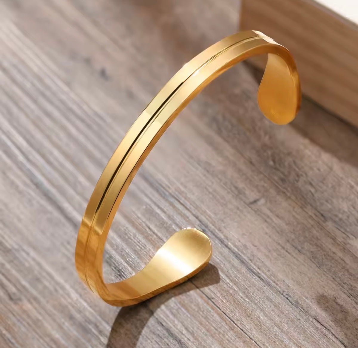 Men’s Stainless Steel Open Cuff Bracelet – Gold or Silver
