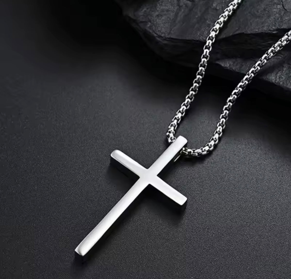 Men’s Stainless Steel Cross Necklace – Gold or Silver