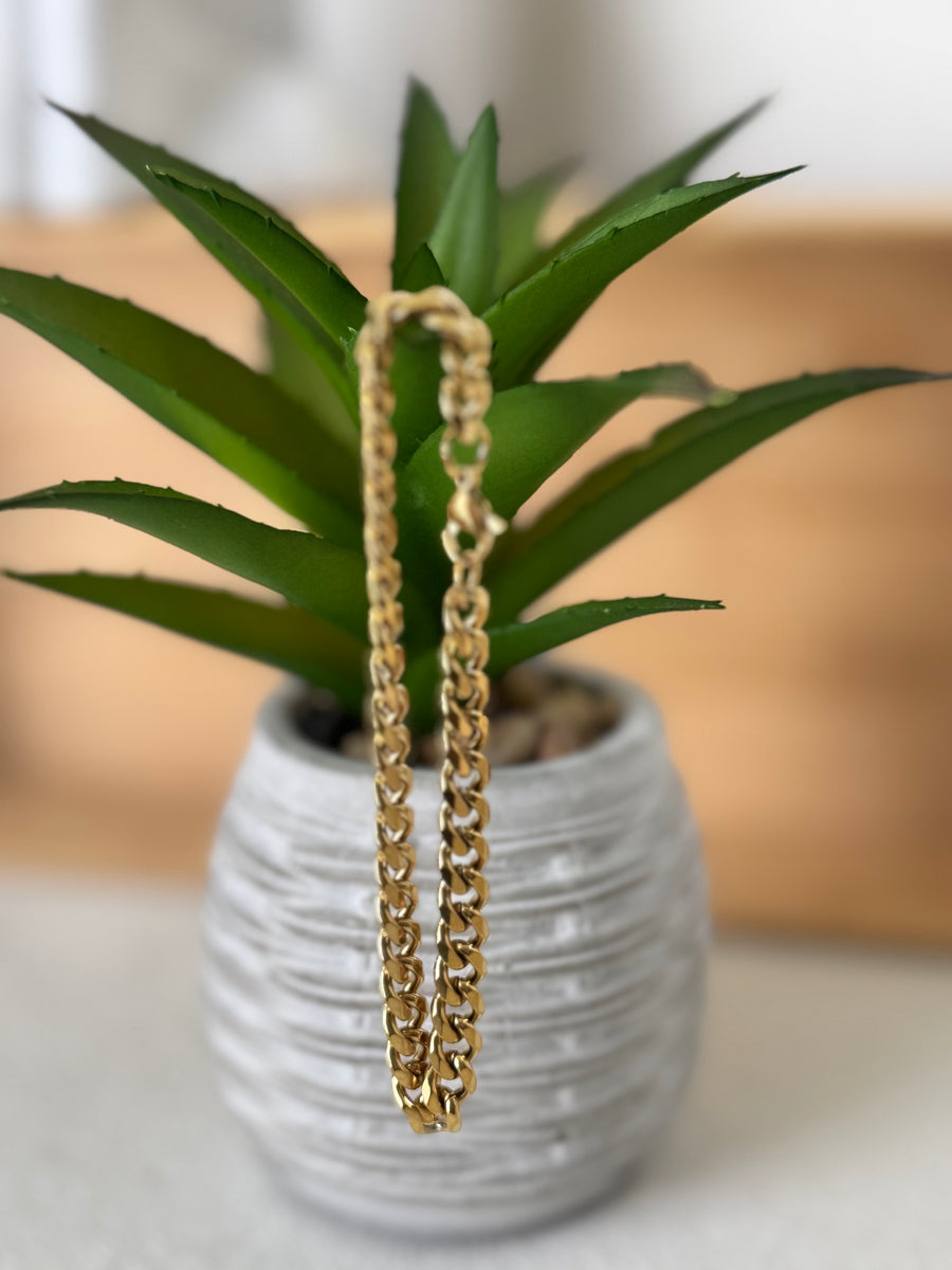 Men’s Solid Cuban Link Bracelet – 8.5" Stainless Steel