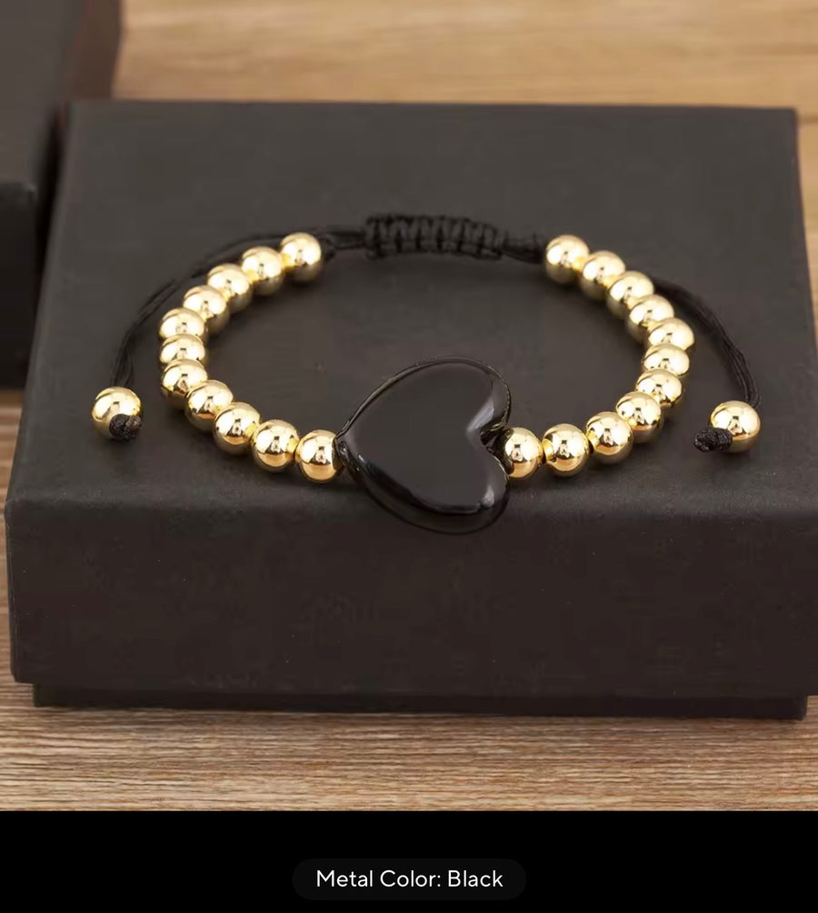 Colorful Heart Adjustable Beaded Bracelet – Gold Tone