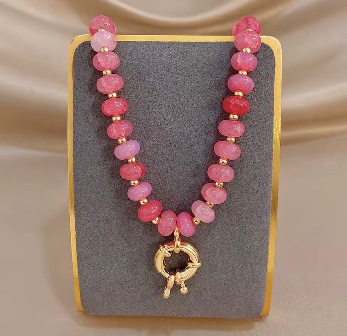 Natural Stone Beaded Necklace – Gold Tone