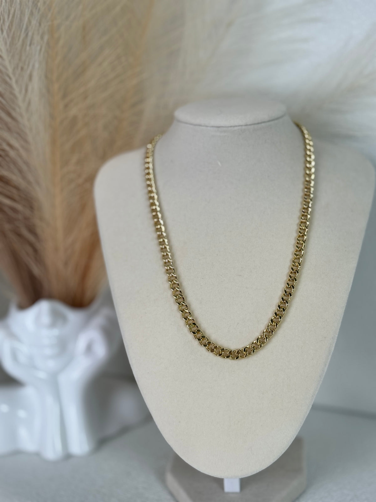 6mm 18K gold plated Cuban link chain necklace with 18 inch length and 2 inch extender
