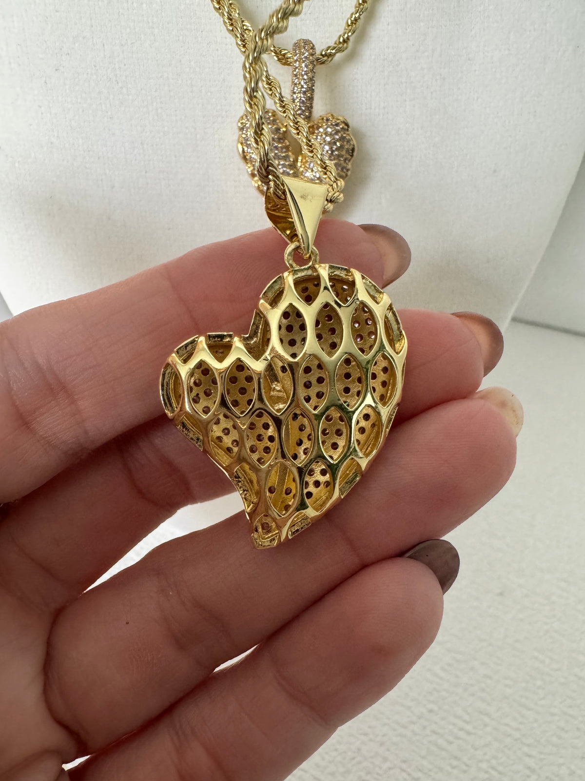 Pavé Zirconia Heart Pendant Necklace – 18K Gold Plated Rope Chain | 3 Styles