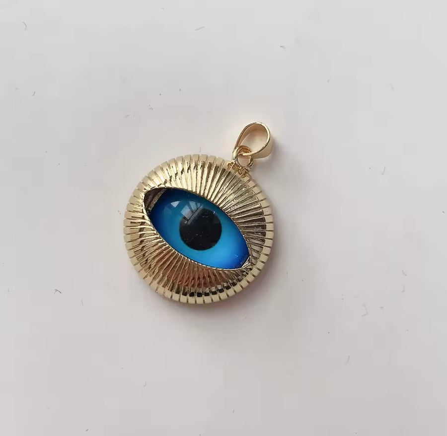 Gold Evil Eye Heart Pendant – 16mm, 20mm & 22mm